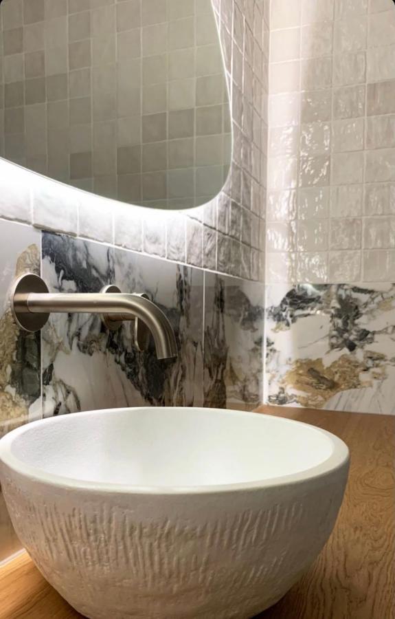Anesis Deluxe Apartments Парга Екстериор снимка