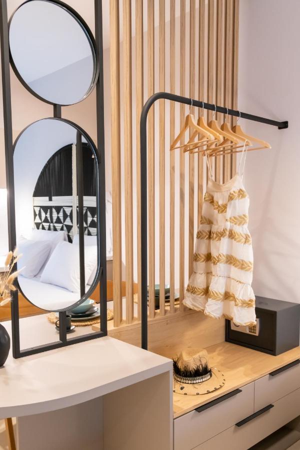 Anesis Deluxe Apartments Парга Екстериор снимка