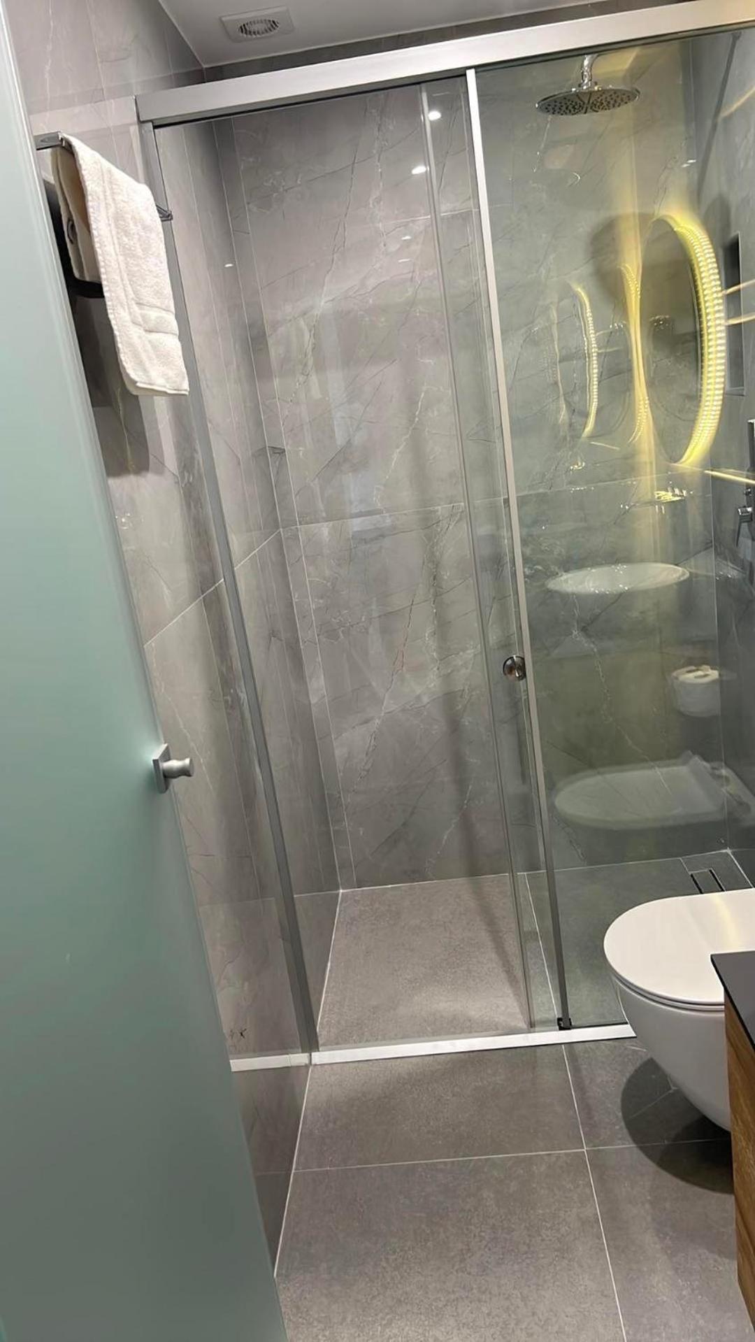 Anesis Deluxe Apartments Парга Екстериор снимка